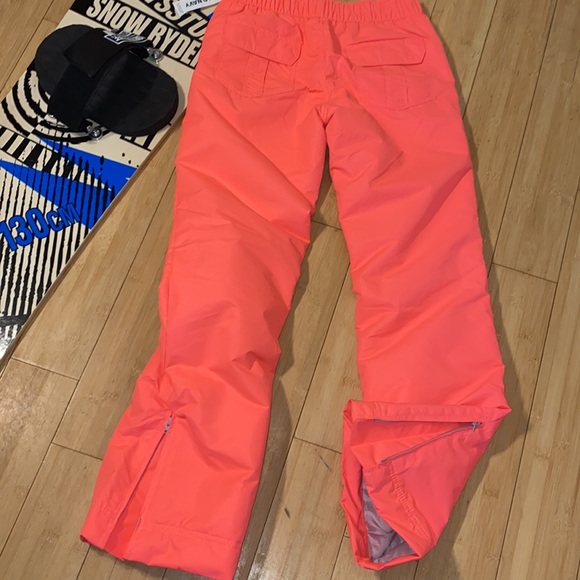 Old Navy neon pink snow pants, NWT - Picture 5 of 10